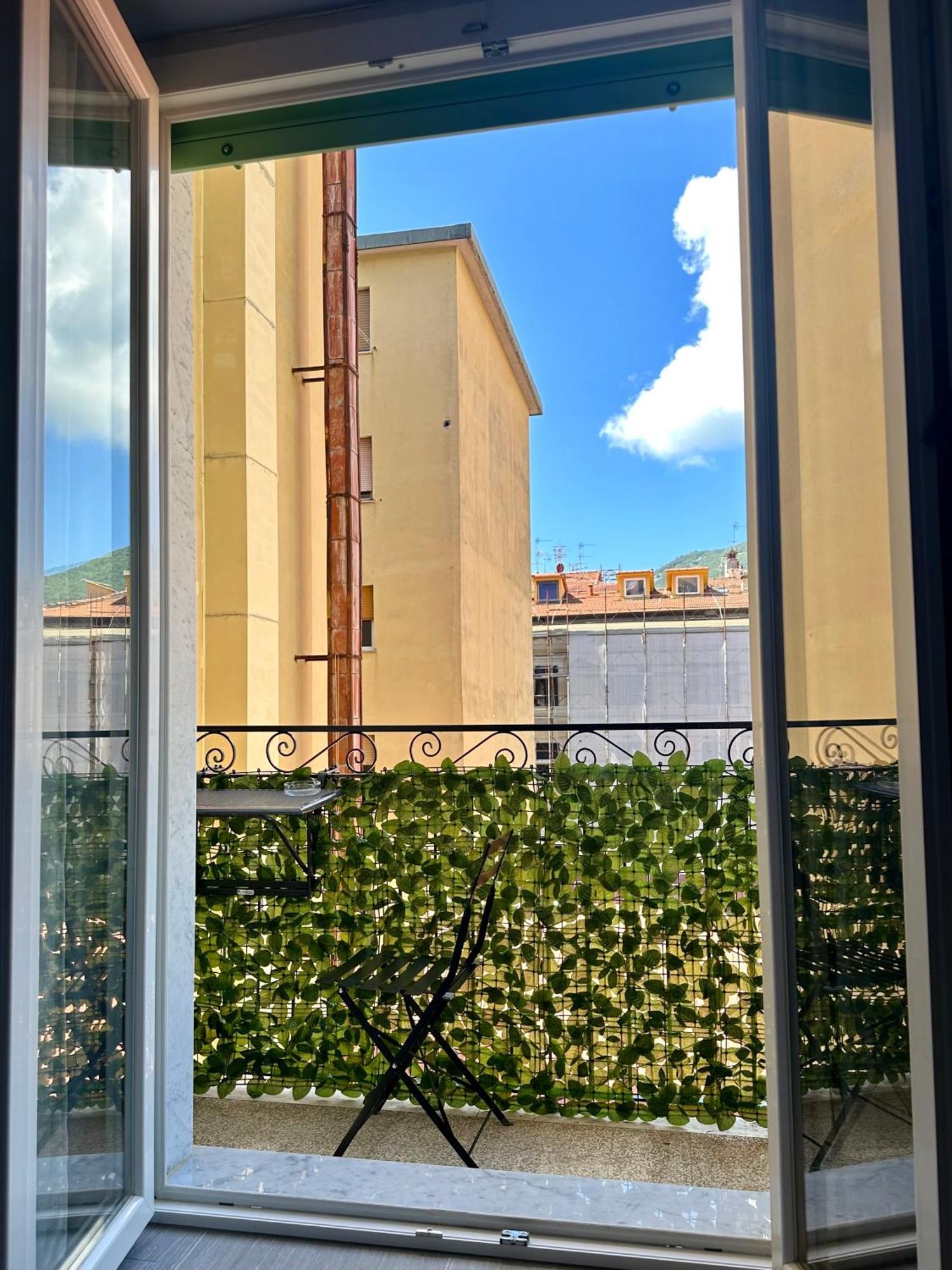 Real Rooms Dalia La Spezia Exteriér fotografie